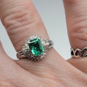 Platinum Emerald and 1.49 ctw VS1 Diamond Ring